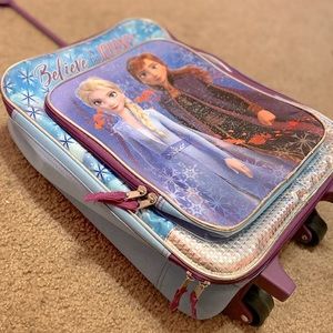 Frozen- kids luggage w wheels